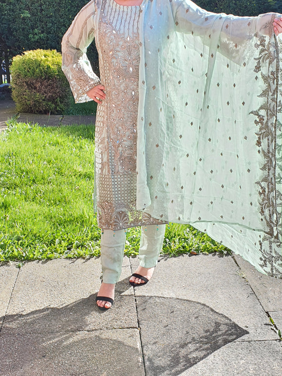 3 piece heavy embroidered shalwaar kameez